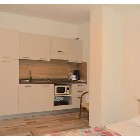 Benvenuto Apartment *